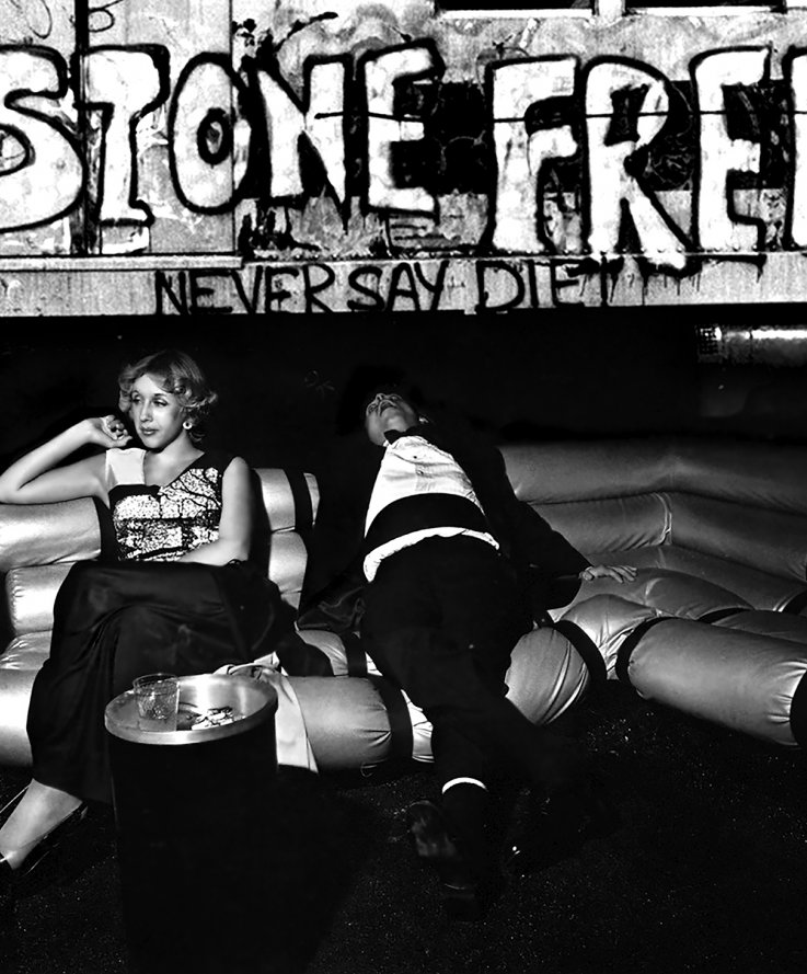 Stone Free, 2016<br />
Inkjet print on archival mat paper, 110 x 110 cm.